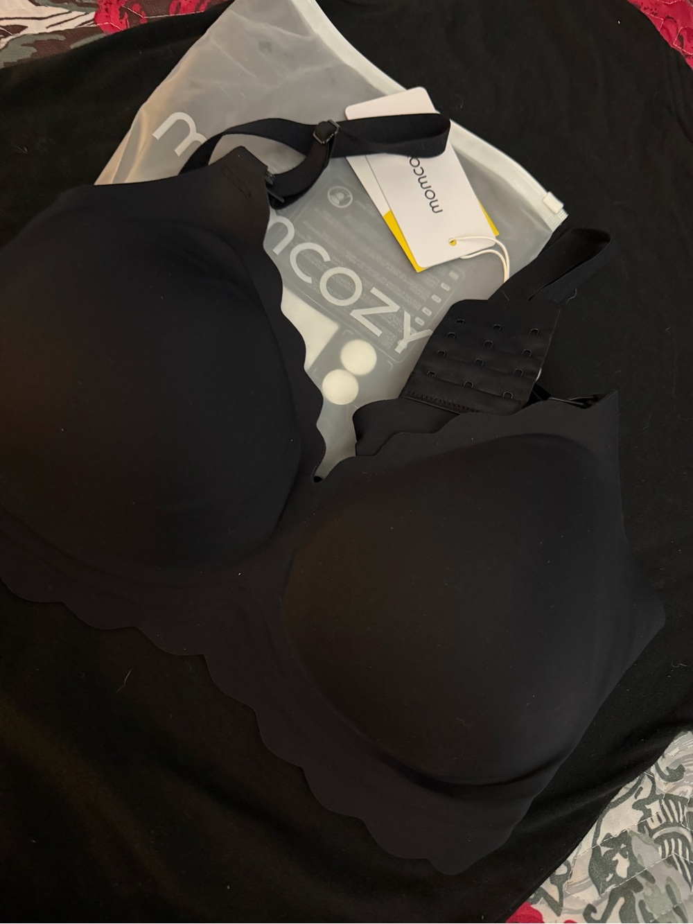 Mancozy Seamless Scallop Edge Black Wireless Bra